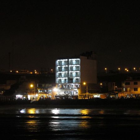 Hotel El Sombrero Huanchaco Exteriör bild